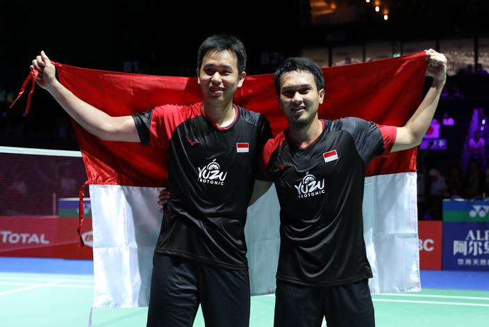 Hendra Setiawan/Mohammad Ahsan (Indonesia) saat menjadi Juara Dunia 2019 di Basel, Swiss.