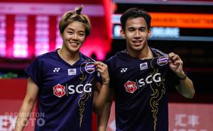 Ganda campuran Thailand, Dechapol Puavaranukroh/Sapsiree Taerattanachai melesat ke partai puncak BWF World Tour Finals 2020. (Copyright: Badmintonphoto | Courtesy of BWF)