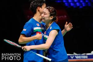 Yuta Watanabe & Arisa Higashino (Badminton Photo/Mikael Ropars)