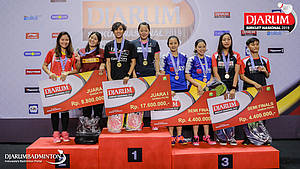 Anggia Shitta Awanda/Pia Zebadiah Bernadet (biru) menjadi semifinalis di kejuaraan Djarum Sirkuit Nasional Sumatera Selatan Open 2019.