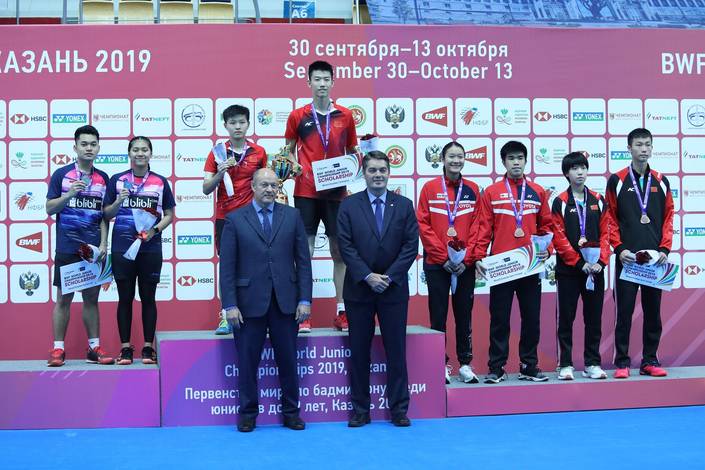 Leo Rolly Carnando/Indah Cahya Sari Jamil (Indonesia) keluar sebagai runner up World Junior Championships 2019.