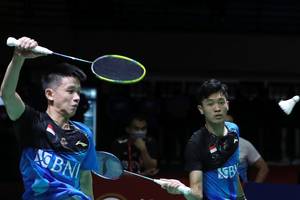 Raymond Indra/Daniel Edgar Marvino (Djarum Badminton)