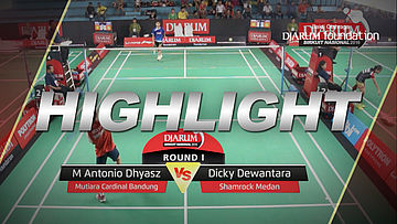 M Antonio Dhyasz (Mutiara Cardinal Bandung) VS Dicky Dewantara (Shamrock Medan) 