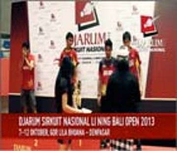Pembagian Hadiah Djarum Sirkuit Nasional Li Ning Bali Open 2013