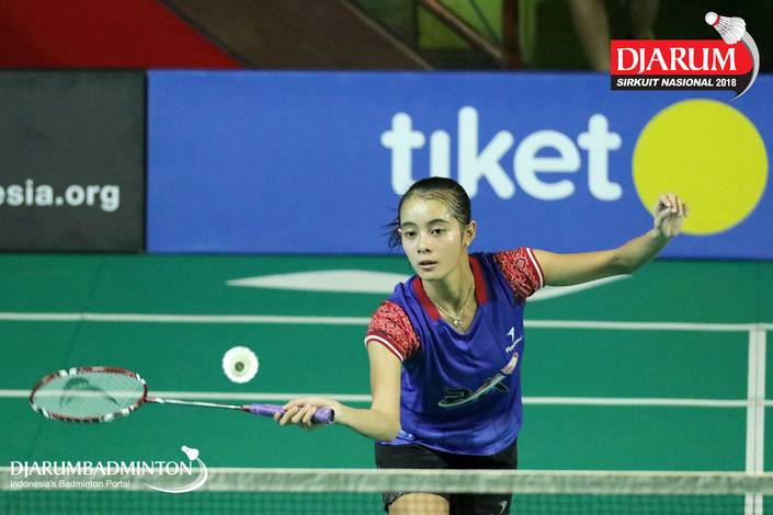 Silvi Wulandari (Berkat Abadi) menyambut pengembalian. Silvi Wulandari (Berkat Abadi) menyambut pengembalian.