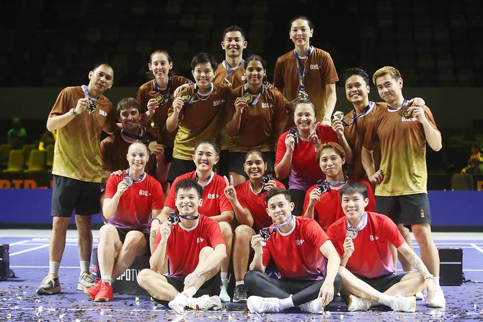 Tim Hurricanes & Rockets (Djarum Badminton/Edward Luhukay)