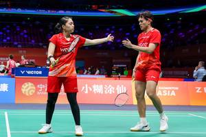 Indah Cahya Sari Jamil & Adnan Maulana (Humas PP PBSI) Indah Cahya Sari Jamil & Adnan Maulana (Humas PP PBSI)