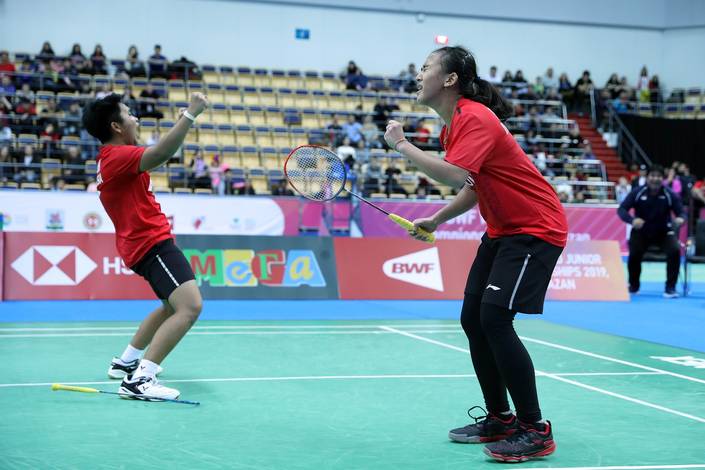 Selebrasi kemenangan Febriana Dwipuji Kusuma saat berpasangan dengan Putri Syaikah. (Foto: PP PBSI) Selebrasi kemenangan Febriana Dwipuji Kusuma saat berpasangan dengan Putri Syaikah. (Foto: PP PBSI)