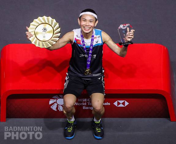 Juara tunggal putri BWF World Tour Finals 2020 Bangkok, Tai Tzu Ying (Taiwan). (Copyright: Badmintonphoto | Courtesy of BWF) Juara tunggal putri BWF World Tour Finals 2020 Bangkok, Tai Tzu Ying (Taiwan). (Copyright: Badmintonphoto | Courtesy of BWF)