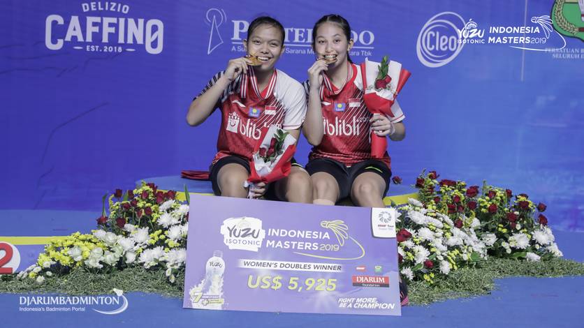 Ribka Sugiarto/Siti Fadia Silva Ramadhanti (Indonesia) juara ganda putri Yuzu Indonesia Masters 2019 BWF Tour Super 100. Ribka Sugiarto/Siti Fadia Silva Ramadhanti (Indonesia) juara ganda putri Yuzu Indonesia Masters 2019 BWF Tour Super 100.