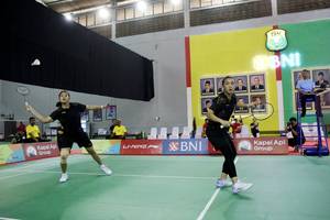 Febriana Dwipuji Kusuma/Amallia Cahaya Pratiwi (Djarum Badminton/Edward Luhukay)
