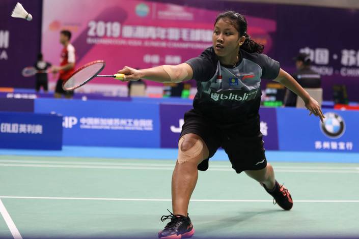 Aisha Galuh Maheswari (Indonesia) bersiap menyambut pengembalian. Aisha Galuh Maheswari (Indonesia) bersiap menyambut pengembalian.