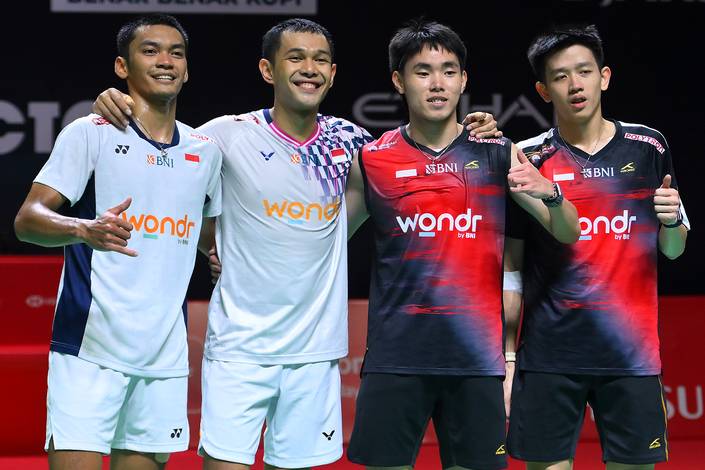 Muhammad Shohibul Fikri/Fajar Alfian & Raymond Indra/Nikolaus Joaquin (Djarum Badminton)