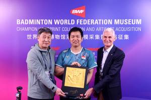 Handprint Hendra Setiawan untuk Museum Bulu Tangkis di China (Humas PP PBSI)